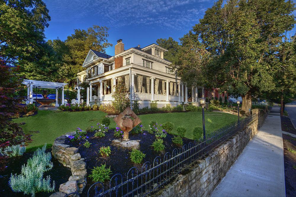 Bluefield Inn, A Select Registry Propery Extérieur photo