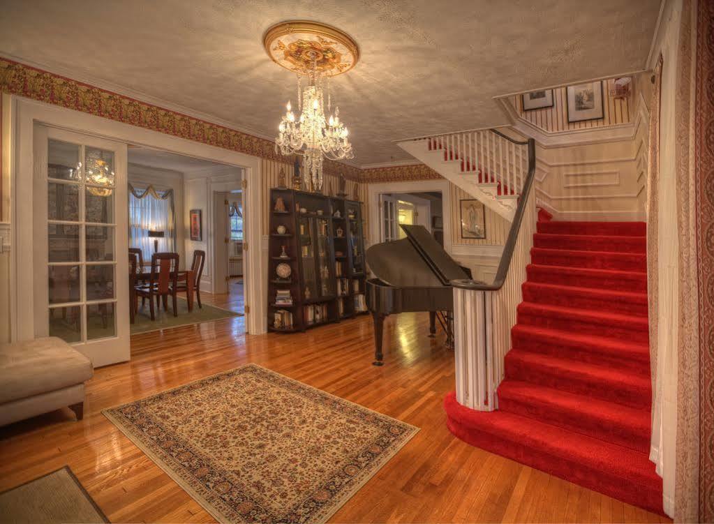 Bluefield Inn, A Select Registry Propery Extérieur photo