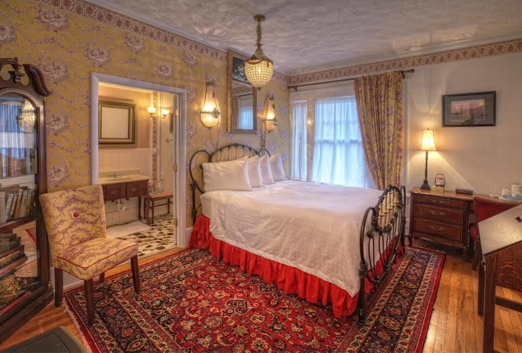 Bluefield Inn, A Select Registry Propery Extérieur photo